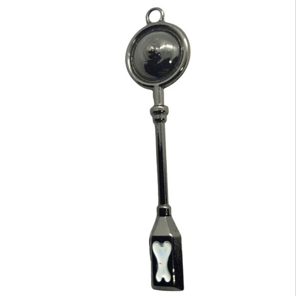 Fairy Tail Caelum Key Pendant - Picture 1 of 3